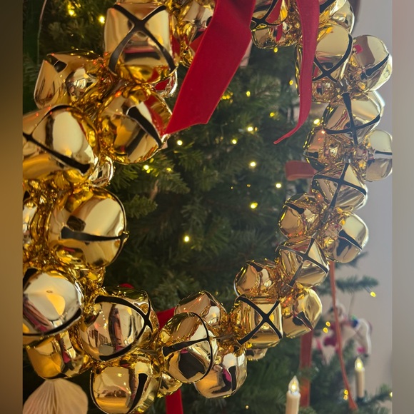 Large Metal Bell Wreath with Red Velvet Bow - Picture 2 of 5